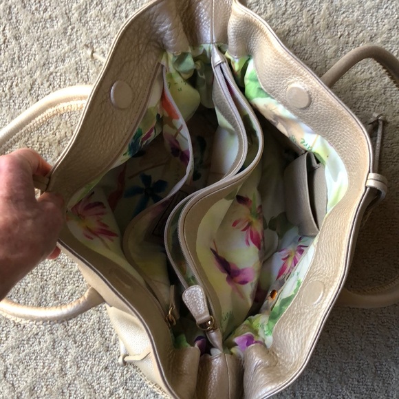 Vintage Carlos Falchi satchel - Picture 3 of 8